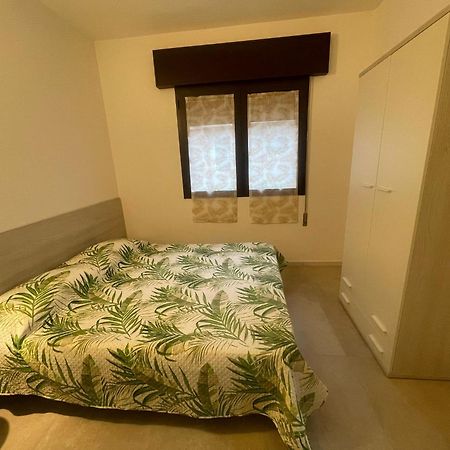 Villa Gloria Appartamento D03 Росолина Маре Екстериор снимка